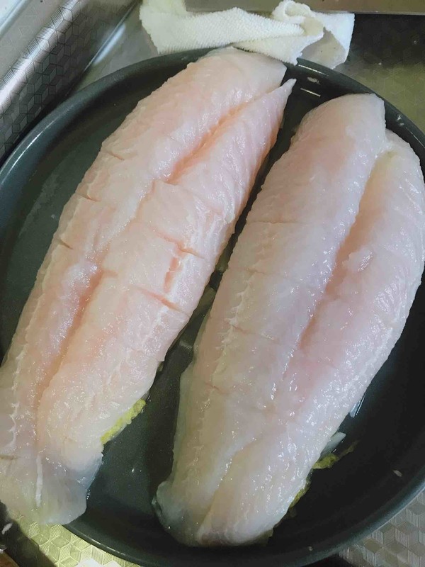 蒜蓉龍利魚(yú)的做法-蒜香味蒸菜譜