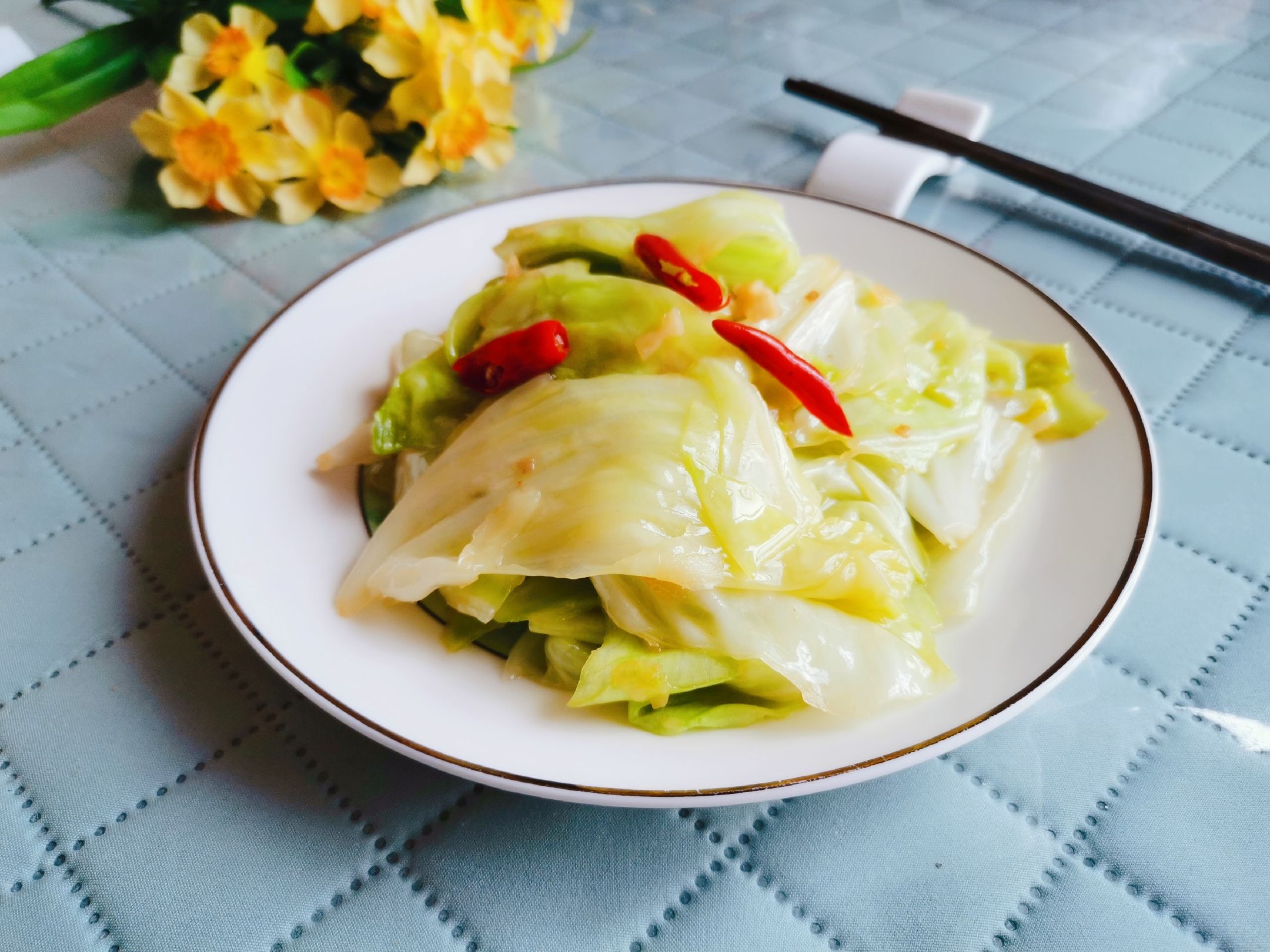 手撕包菜的做法-甜味炒菜譜-易網健康養生網 手撕包菜的做法-甜味炒菜譜