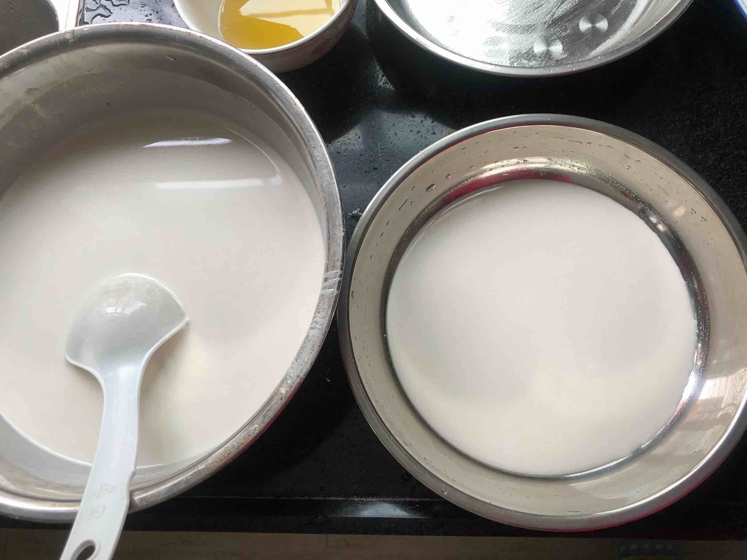 簡單易做滴涼皮的做法-酸辣味蒸菜譜-易網健康養生網 簡單易做滴涼皮的做法-酸辣味蒸菜譜