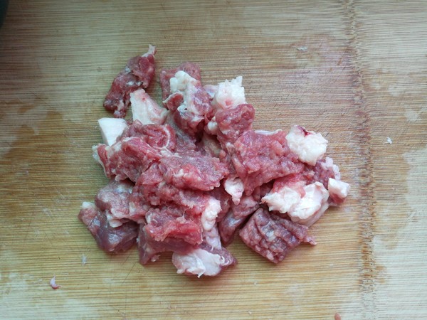 牛肉筍干大雜燴的做法-家常味燴菜譜-易網<a href=http://www.fnaogov.cn/ target=_blank class=infotextkey>健康養生</a>網 牛肉筍干大雜燴的做法-家常味燴菜譜