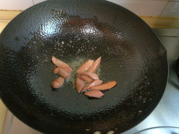 韭苔雞蛋炒蝦仁的做法-家常味炒菜譜-易網(wǎng)健康養(yǎng)生網(wǎng) 韭苔雞蛋炒蝦仁的做法-家常味炒菜譜