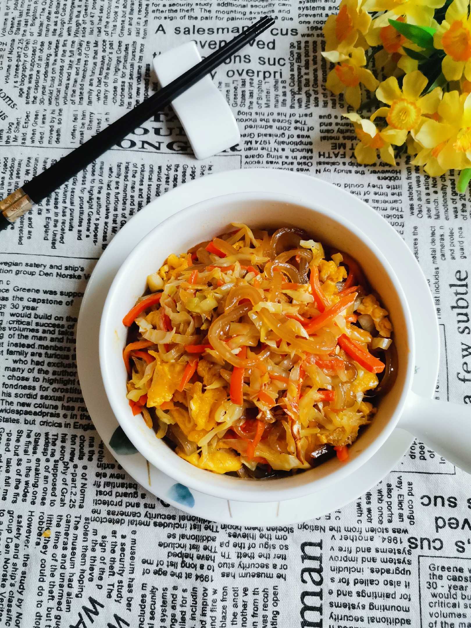 包菜粉絲炒雞蛋的做法-咸鮮味炒菜譜
