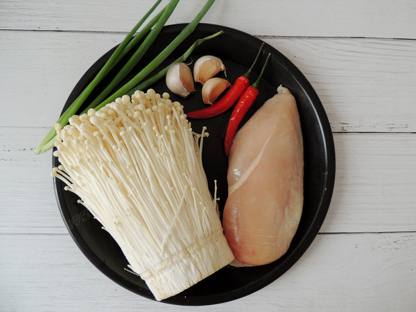 蒜蓉金針菇蒸雞胸肉的做法-家常味蒸菜譜-易網<a href=http://www.fnaogov.cn/ target=_blank class=infotextkey>健康養生</a>網 蒜蓉金針菇蒸雞胸肉的做法-家常味蒸菜譜