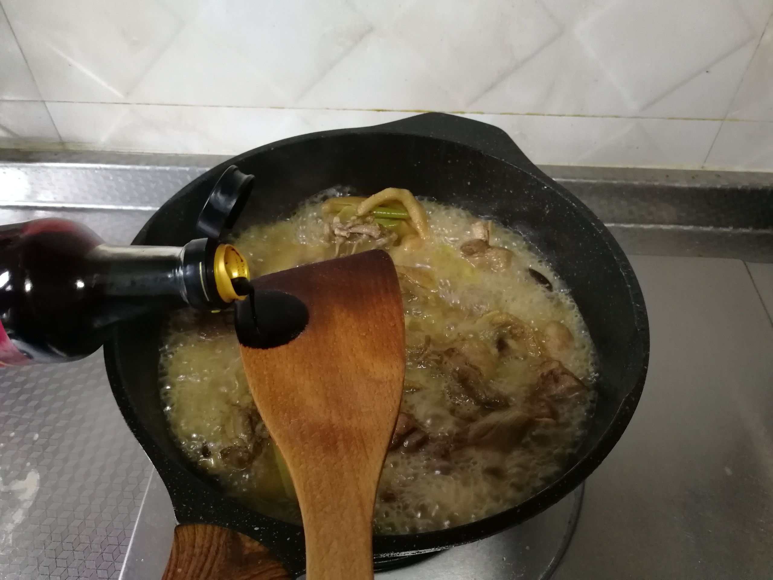 紅燒鵝肉的做法-咸鮮味煮菜譜-易網(wǎng)健康養(yǎng)生網(wǎng) 紅燒鵝肉的做法-咸鮮味煮菜譜