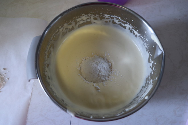蔓越莓蒸蛋糕的做法-甜味蒸菜譜-易網健康養生網 蔓越莓蒸蛋糕的做法-甜味蒸菜譜