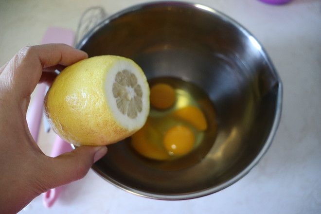 蔓越莓蒸蛋糕的做法-甜味蒸菜譜-易網健康養生網 蔓越莓蒸蛋糕的做法-甜味蒸菜譜