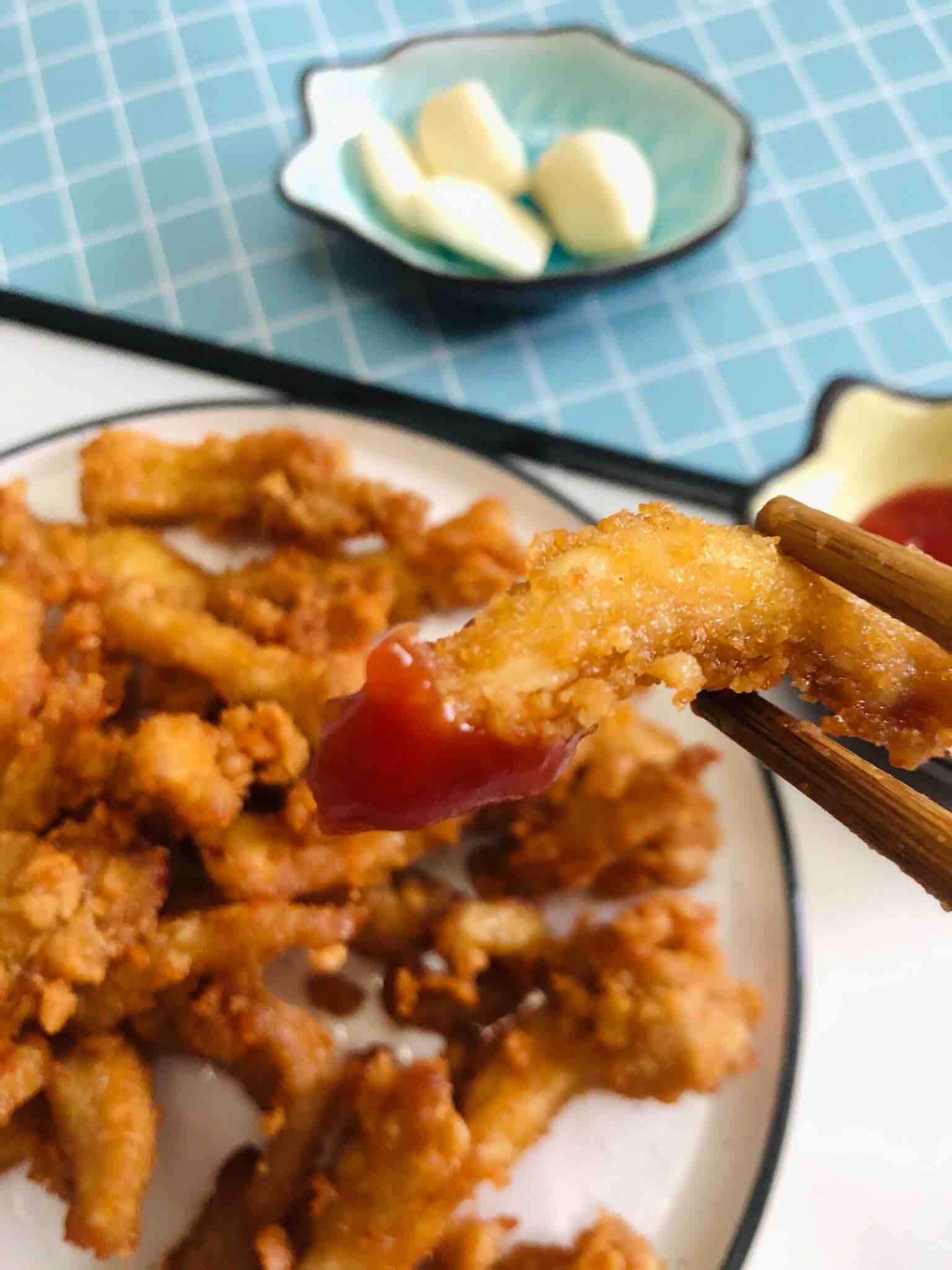 蒜香雞柳的做法-咸鮮味炸菜譜-易網(wǎng)健康養(yǎng)生網(wǎng) 蒜香雞柳的做法-咸鮮味炸菜譜