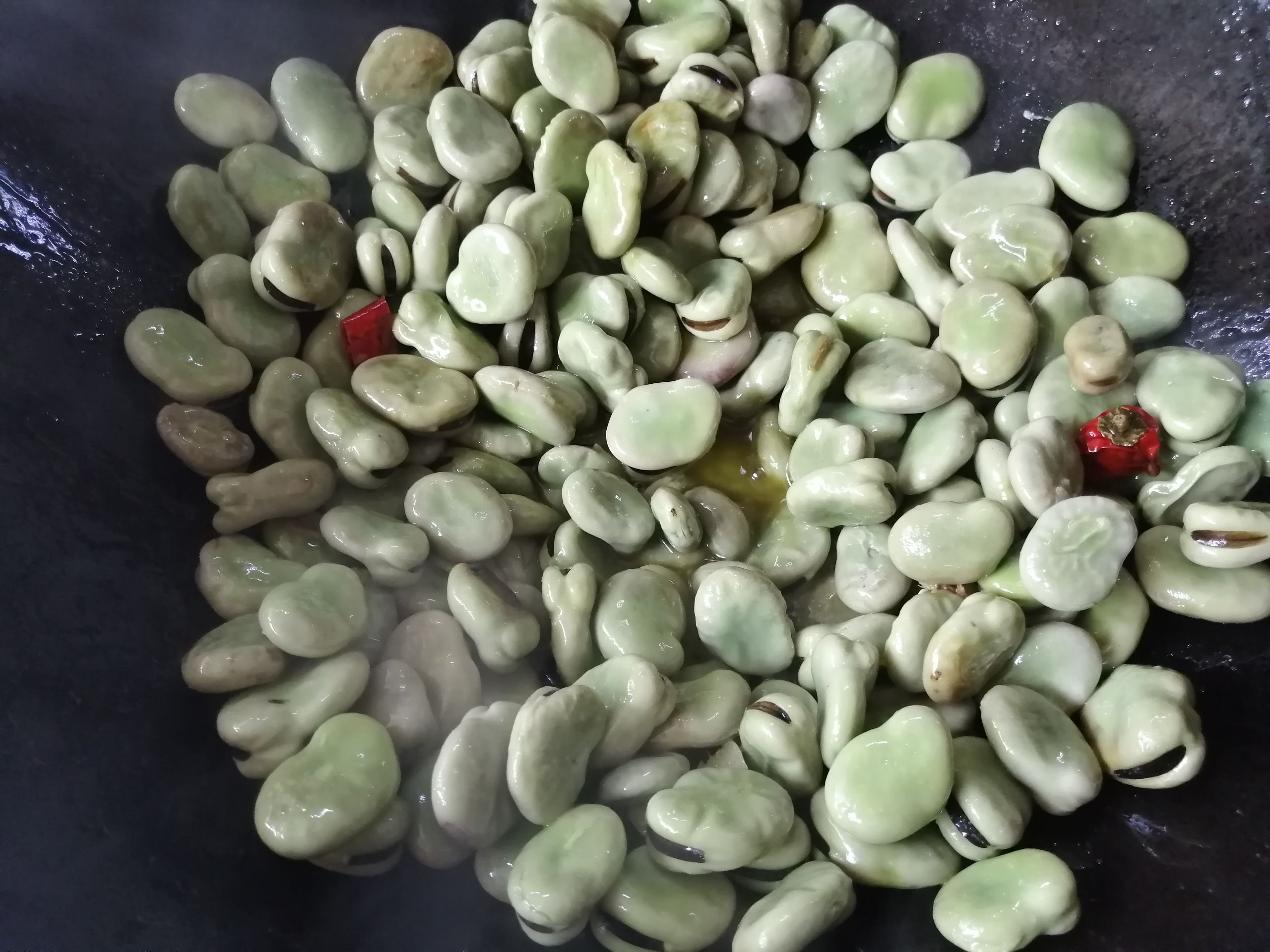干煸蠶豆的做法-家常味炒菜譜