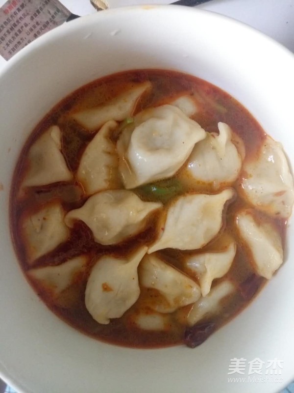 瞎搗亂的火鍋餃子的做法-紅油味煮菜譜-易網(wǎng)健康養(yǎng)生網(wǎng) 瞎搗亂的火鍋餃子的做法-紅油味煮菜譜