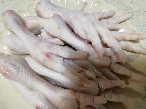 韓式辣醬雞爪的做法-香辣味炒菜譜-易網健康養生網 韓式辣醬雞爪的做法-香辣味炒菜譜