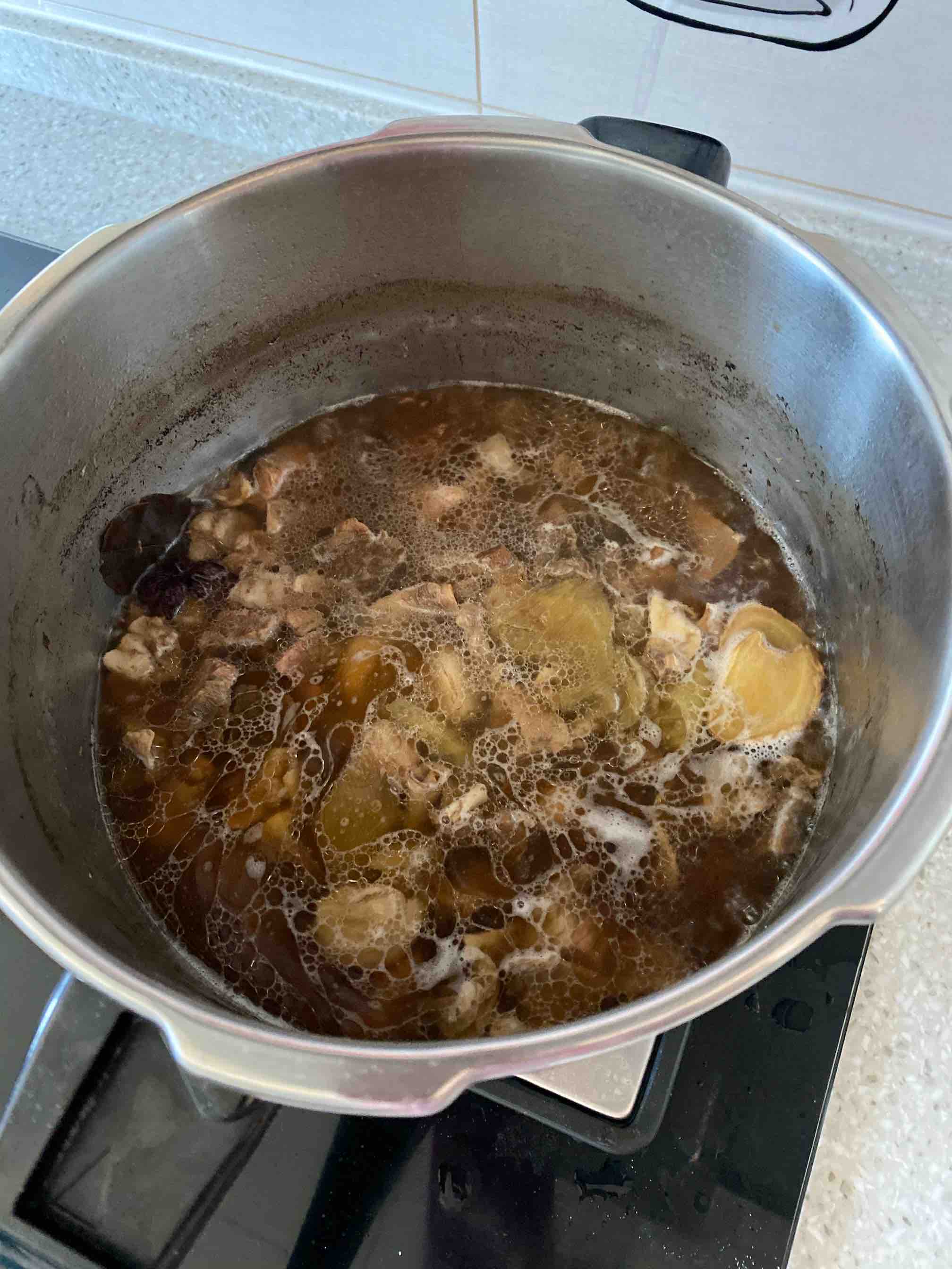 咖喱牛肉的做法-咖喱味煮菜譜-易網健康養生網 咖喱牛肉的做法-咖喱味煮菜譜