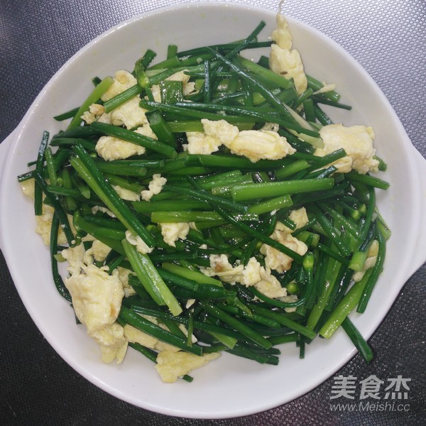 韭菜苔炒雞蛋的做法-家常味炒菜譜