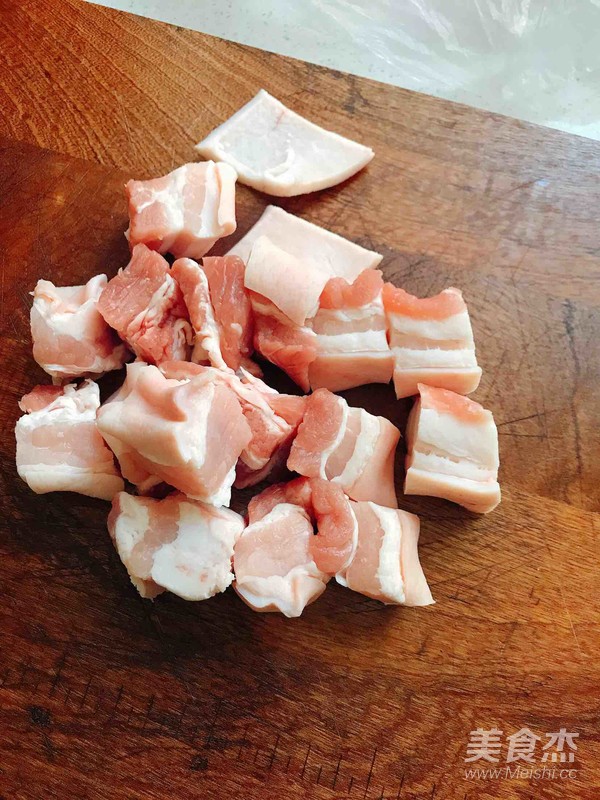臘八蒜紅燒肉的做法-魚香味燉菜譜-易網<a href=http://www.fnaogov.cn/ target=_blank class=infotextkey>健康養生</a>網 臘八蒜紅燒肉的做法-魚香味燉菜譜