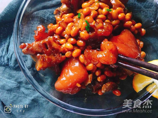 滿滿膠原蛋白的黃豆燜豬蹄的做法-醬香味燜菜譜-易網健康養生網 滿滿膠原蛋白的黃豆燜豬蹄的做法-醬香味燜菜譜