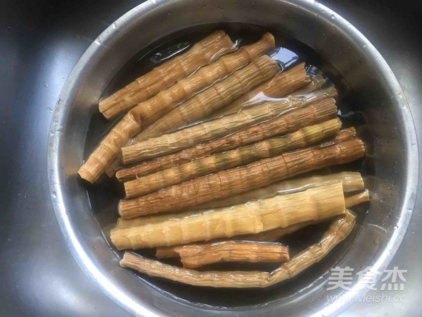 爆炒干竹筍的做法-麻辣味炒菜譜