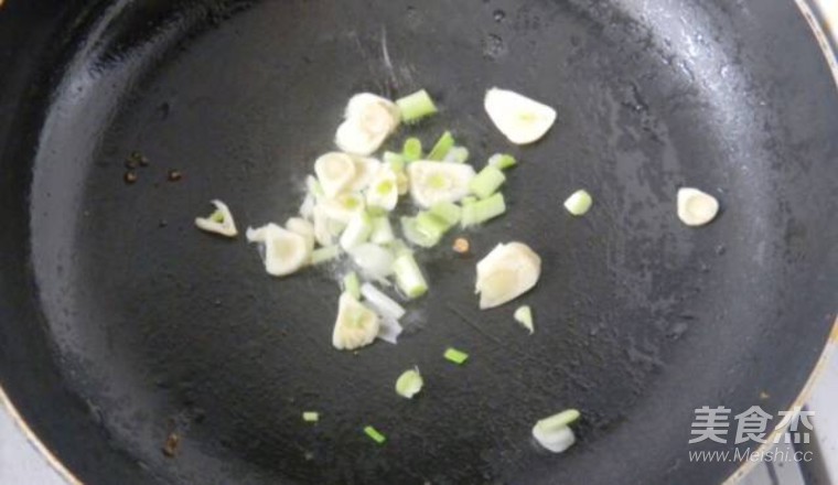 客家釀豆腐煲的做法-家常味煲菜譜-易網(wǎng)健康養(yǎng)生網(wǎng) 客家釀豆腐煲的做法-家常味煲菜譜