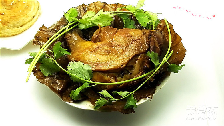 荷葉香酥雞腿的做法-其它口味燉菜譜-易網(wǎng)健康養(yǎng)生網(wǎng) 荷葉香酥雞腿的做法-其它口味燉菜譜