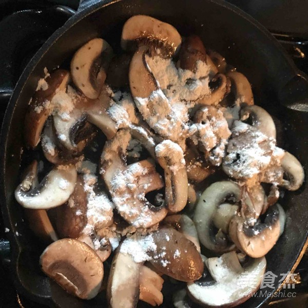 紅酒燉牛肉配糙米飯的做法-奶香味燉菜譜-易網(wǎng)健康養(yǎng)生網(wǎng) 紅酒燉牛肉配糙米飯的做法-奶香味燉菜譜