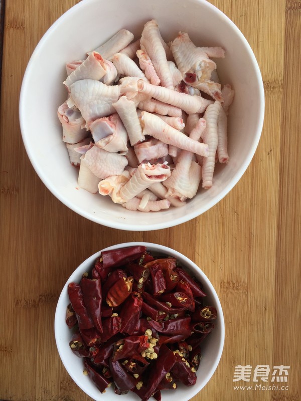辣子雞爪的做法-香辣味炒菜譜-易網<a href=http://www.fnaogov.cn/ target=_blank class=infotextkey>健康養生</a>網 辣子雞爪的做法-香辣味炒菜譜