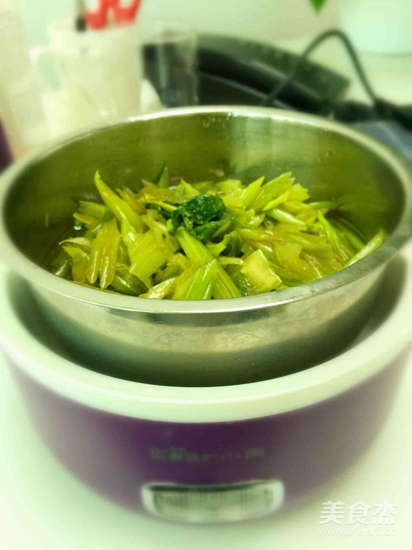 蒸芹菜的做法-咸鮮味蒸菜譜-易網(wǎng)健康養(yǎng)生網(wǎng) 蒸芹菜的做法-咸鮮味蒸菜譜