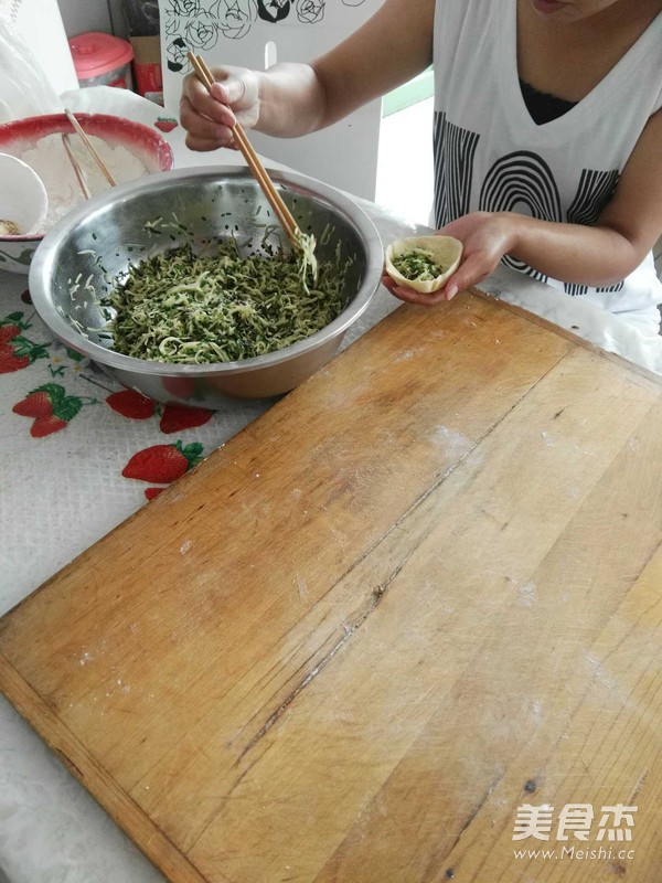山西玉米面蒸餃的做法-家常味蒸菜譜-易網(wǎng)健康養(yǎng)生網(wǎng) 山西玉米面蒸餃的做法-家常味蒸菜譜