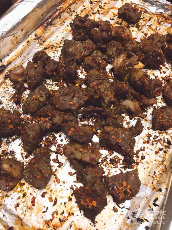 烤羊肉的做法-香辣味烤菜譜-易網健康養生網 烤羊肉的做法-香辣味烤菜譜