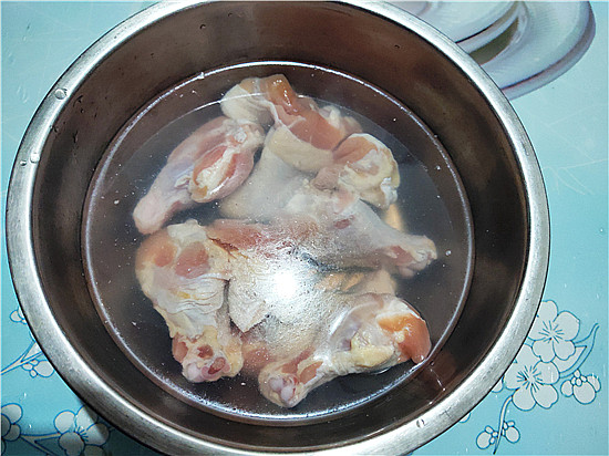 烤箱炸雞翅根的做法-香辣味烤菜譜-易網<a href=http://www.fnaogov.cn/ target=_blank class=infotextkey>健康養生</a>網 烤箱炸雞翅根的做法-香辣味烤菜譜