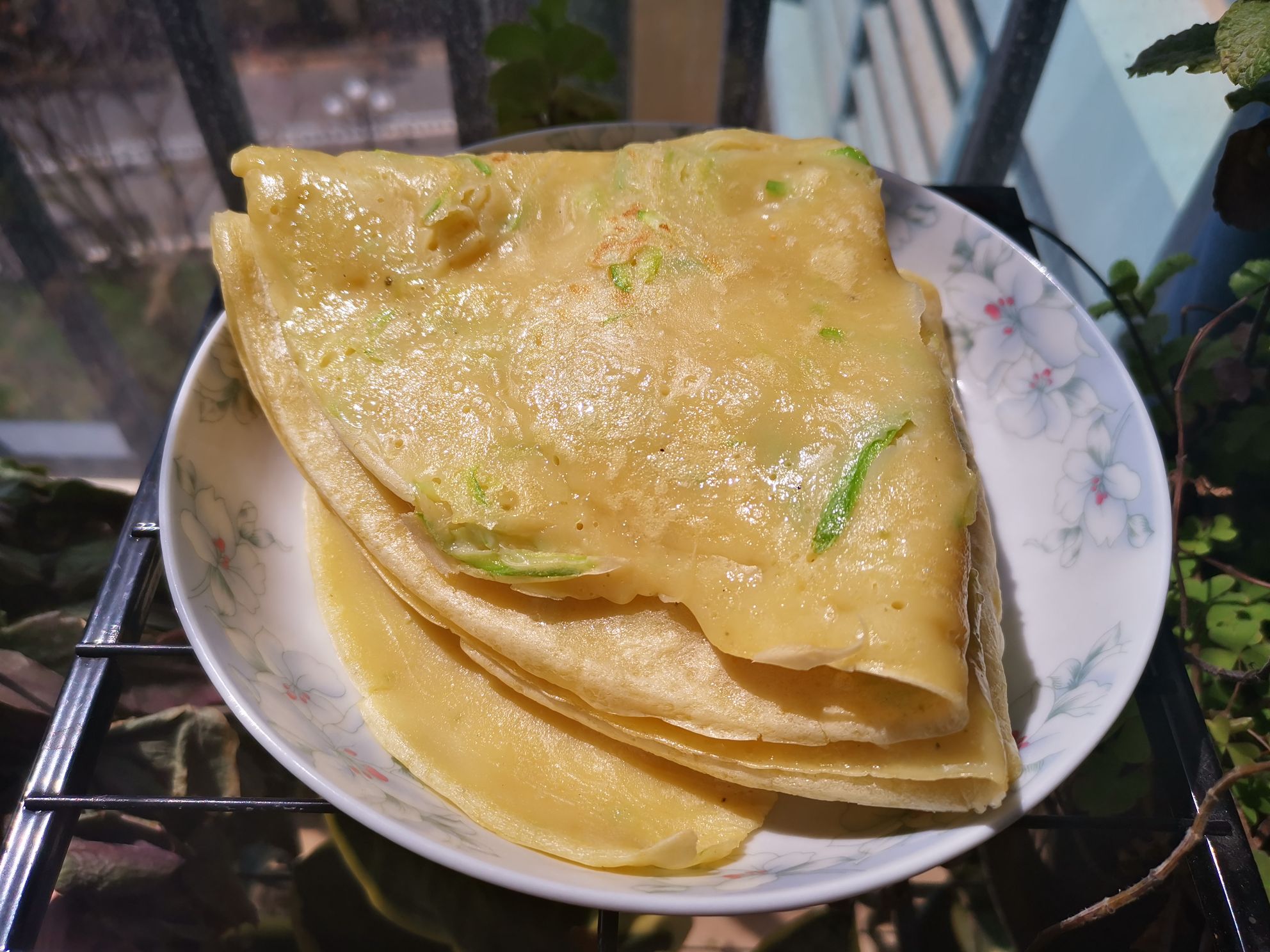 西葫蘆雞蛋餅的做法-家常味煎菜譜-易網(wǎng)健康養(yǎng)生網(wǎng) 西葫蘆雞蛋餅的做法-家常味煎菜譜