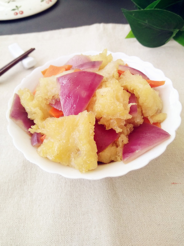 洋蔥炒魚鰾的做法-咸鮮味炒菜譜