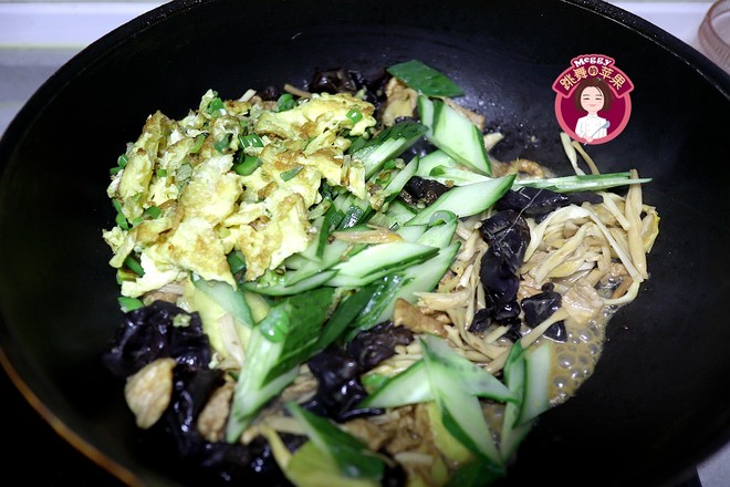 炒苜蓿肉的做法-家常味炒菜譜-易網(wǎng)健康養(yǎng)生網(wǎng) 炒苜蓿肉的做法-家常味炒菜譜