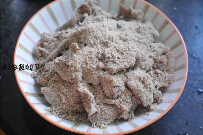 黑麥粉蒸雞肉的做法-家常味蒸菜譜-易網健康養生網 黑麥粉蒸雞肉的做法-家常味蒸菜譜