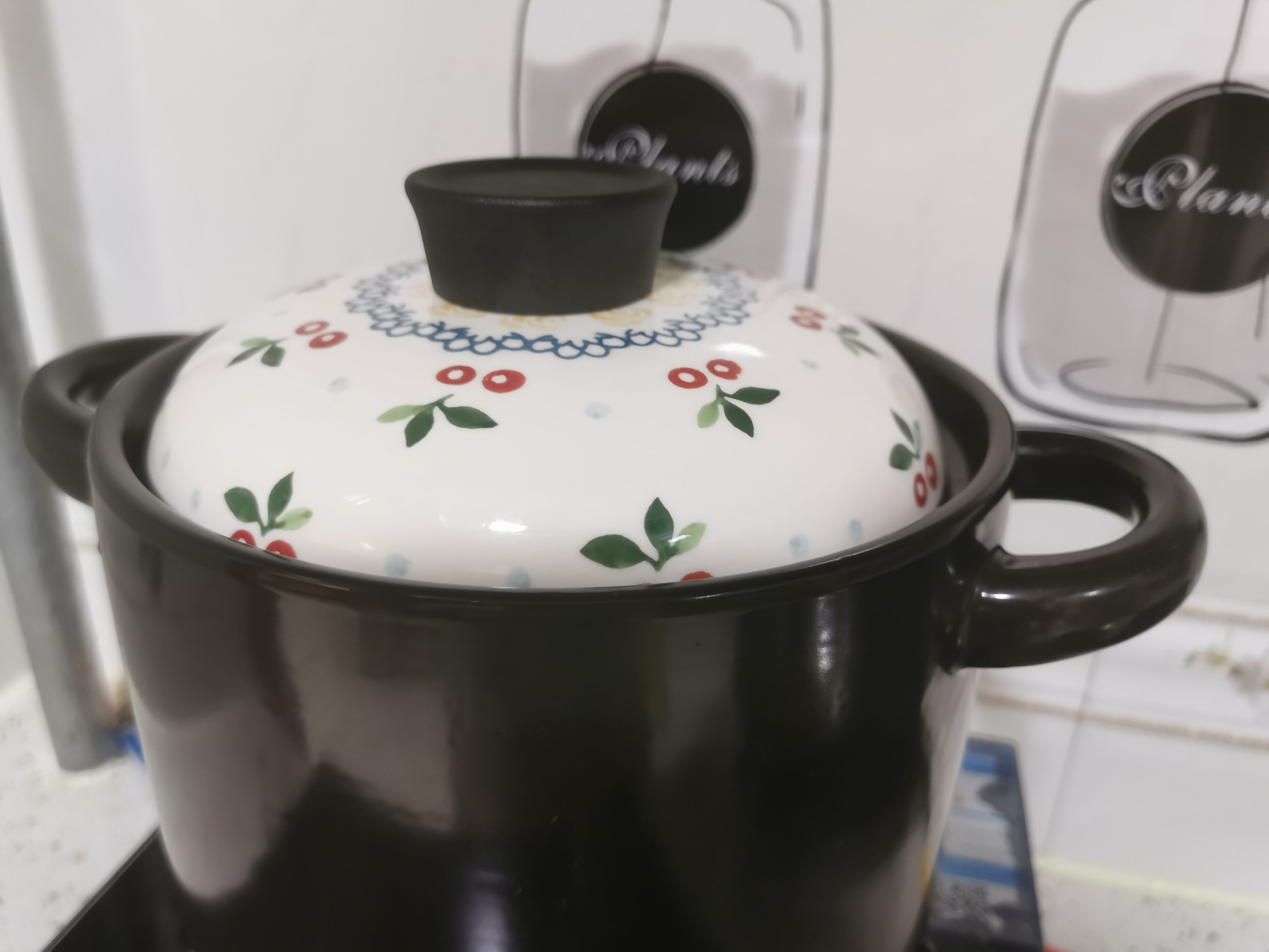 蒜蓉豆腐燒蝦煲的做法-咸鮮味燒菜譜-易網(wǎng)健康養(yǎng)生網(wǎng) 蒜蓉豆腐燒蝦煲的做法-咸鮮味燒菜譜