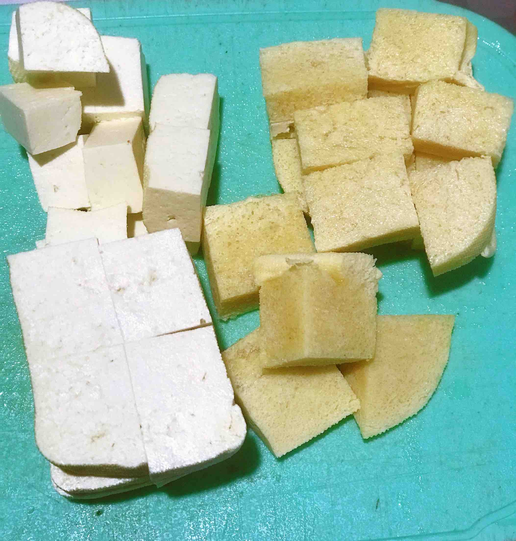 花蛤雙味豆腐煲的做法-咸鮮味煲菜譜