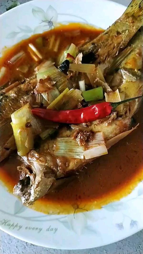 紅燒小海魚(yú)的做法-香辣味燉菜譜-易網(wǎng)健康養(yǎng)生網(wǎng) 紅燒小海魚(yú)的做法-香辣味燉菜譜