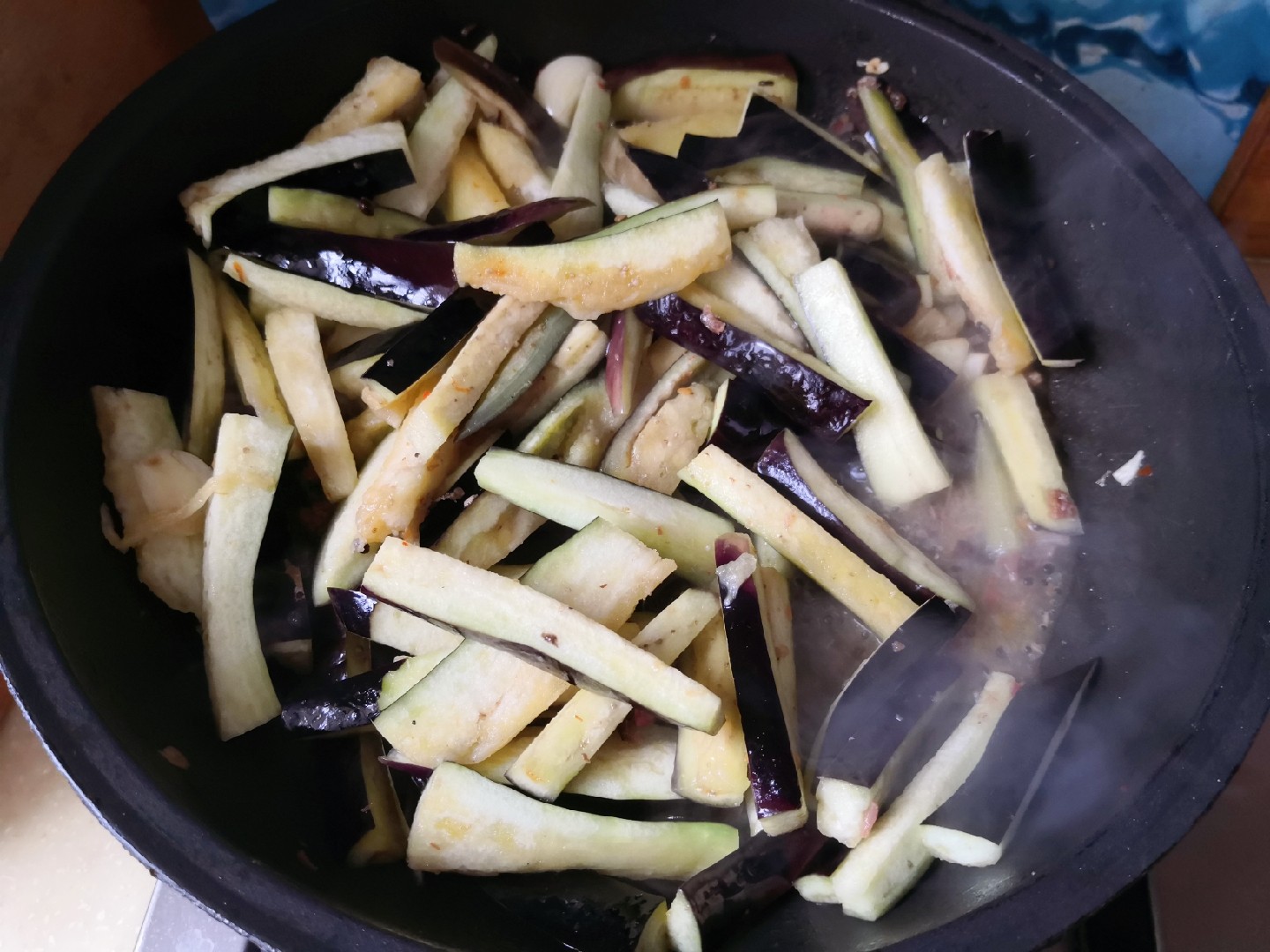 風味茄子的做法-香辣味炒菜譜