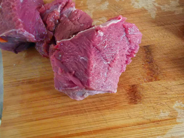 豌豆仁炒牛肉的做法-家常味炒菜譜-易網<a href=http://www.fnaogov.cn/ target=_blank class=infotextkey>健康養生</a>網 豌豆仁炒牛肉的做法-家常味炒菜譜