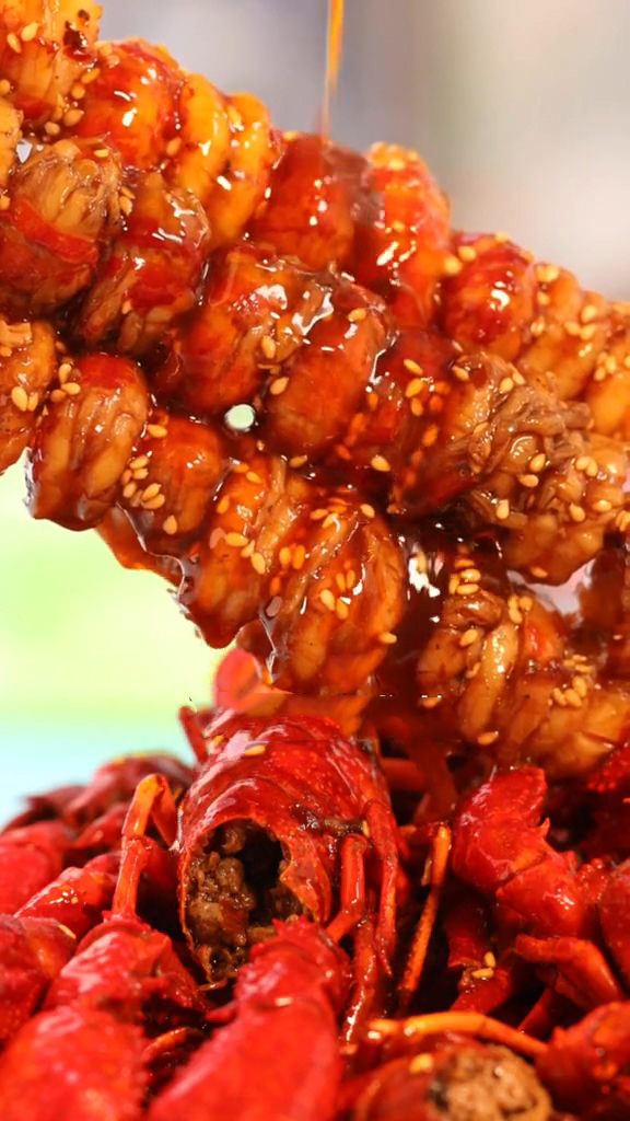 麻辣小龍蝦的做法-麻辣味炒菜譜-易網(wǎng)健康養(yǎng)生網(wǎng) 麻辣小龍蝦的做法-麻辣味炒菜譜