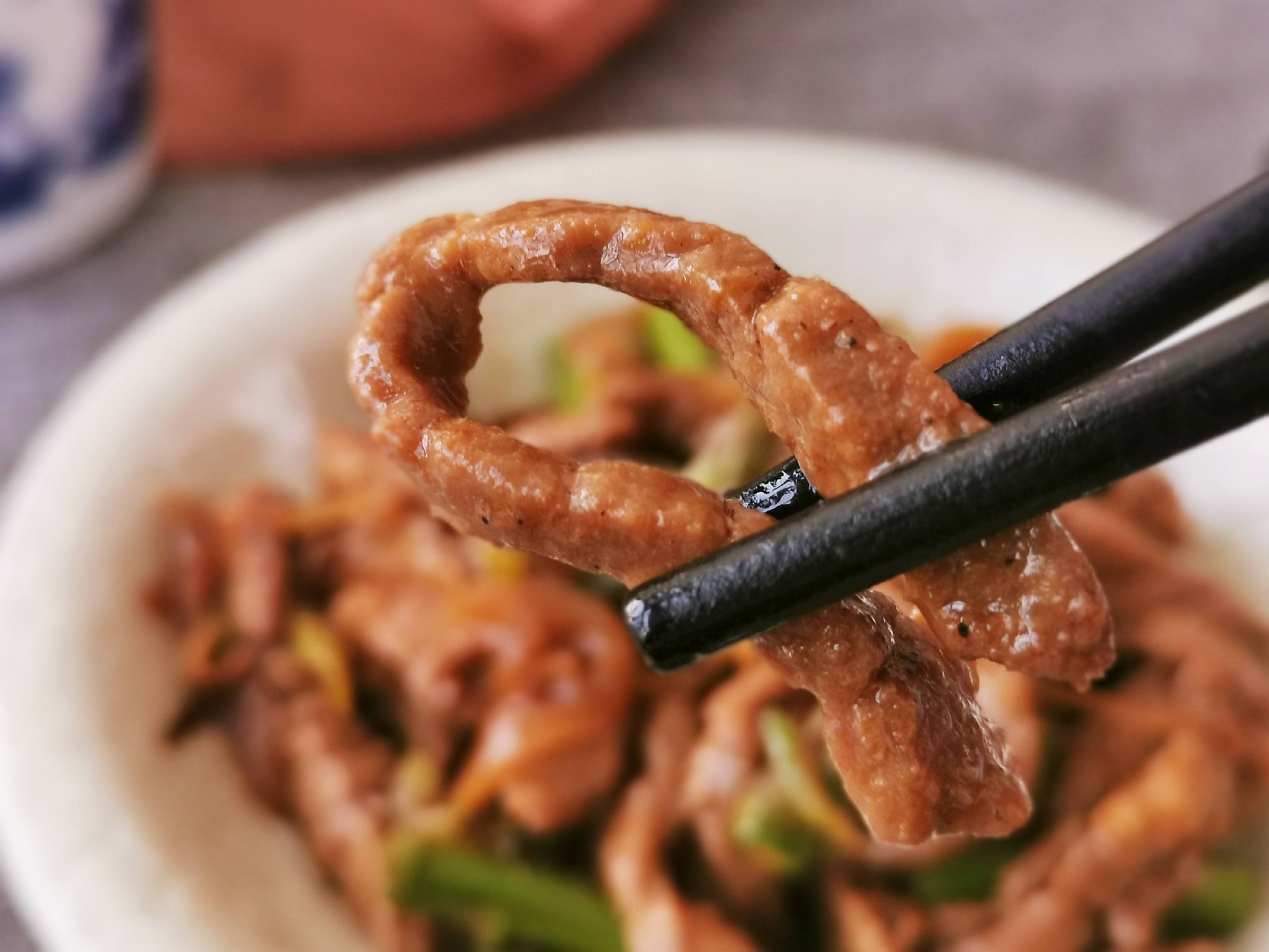 蘆筍牛柳的做法-咸鮮味炒菜譜-易網健康養生網 蘆筍牛柳的做法-咸鮮味炒菜譜