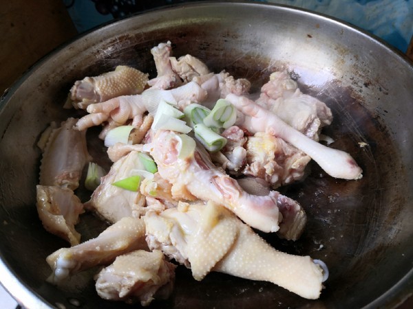 醬香雞的做法-醬香味醬菜譜-易網<a href=http://www.fnaogov.cn/ target=_blank class=infotextkey>健康養生</a>網 醬香雞的做法-醬香味醬菜譜