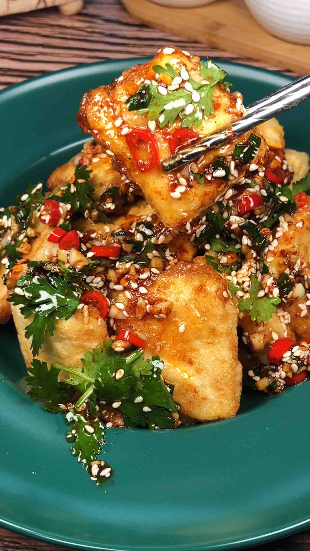 開胃豆腐小菜的做法-香辣味拌菜譜-易網(wǎng)健康養(yǎng)生網(wǎng) 開胃豆腐小菜的做法-香辣味拌菜譜