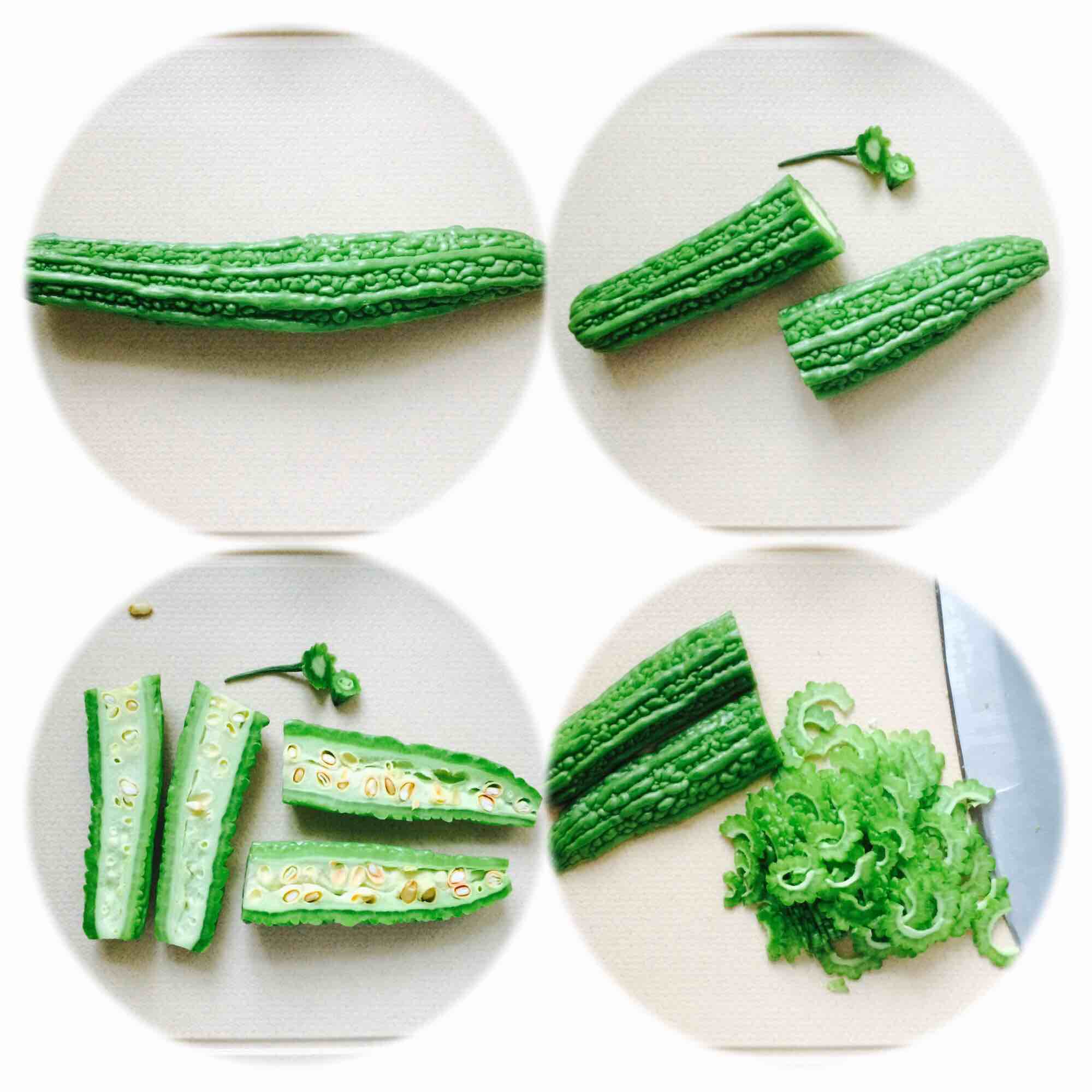 苦瓜炒蛋的做法-咸鮮味炒菜譜-易網<a href=http://www.fnaogov.cn/ target=_blank class=infotextkey>健康養(yǎng)生</a>網 苦瓜炒蛋的做法-咸鮮味炒菜譜