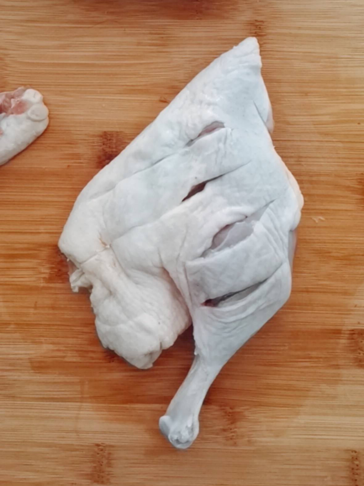 鮑魚燜鴨腿的做法-咸鮮味燜菜譜-易網(wǎng)<a href=http://www.fnaogov.cn/ target=_blank class=infotextkey>健康養(yǎng)生</a>網(wǎng) 鮑魚燜鴨腿的做法-咸鮮味燜菜譜