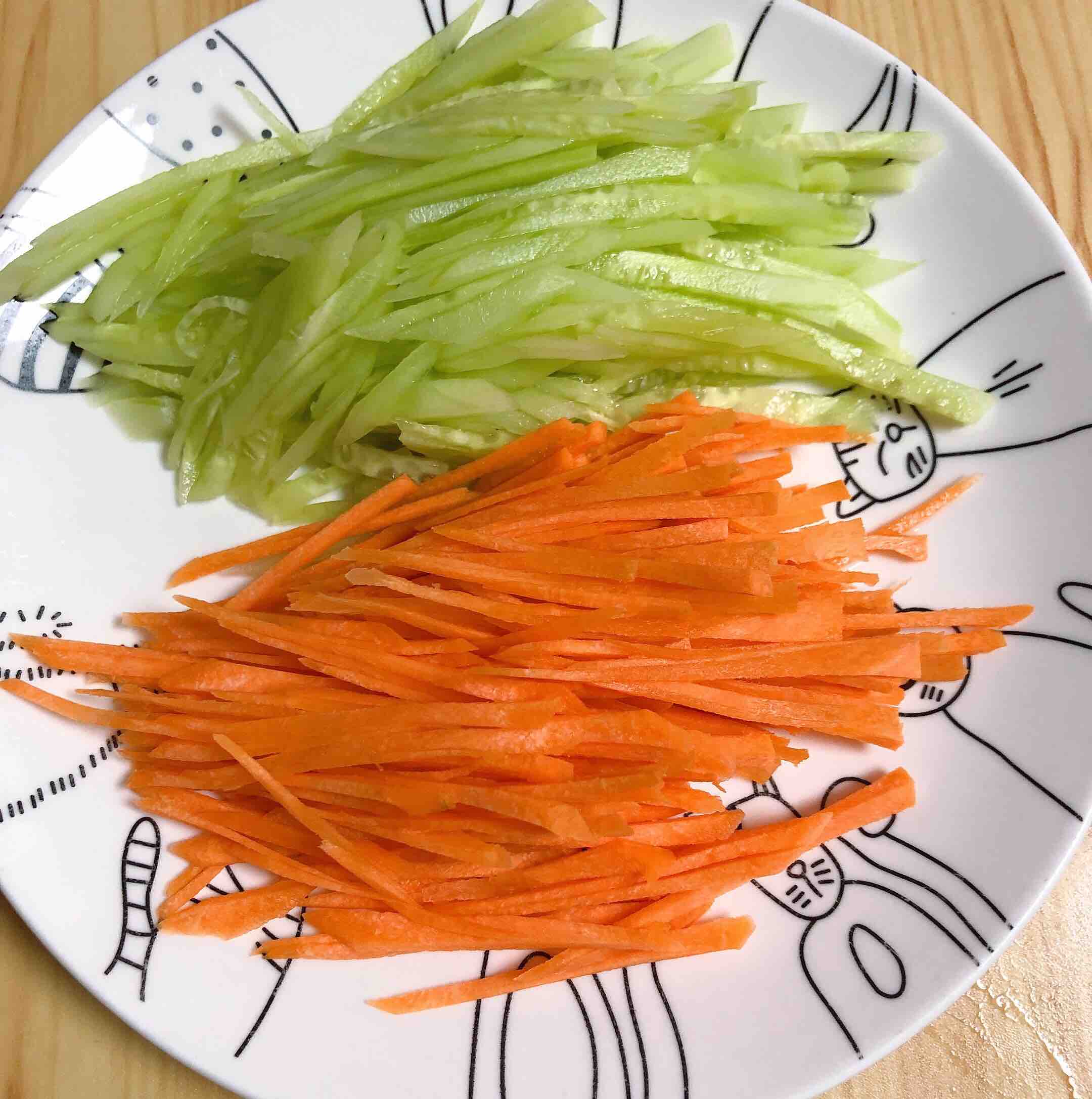 涼拌手撕雞胸肉的做法-酸甜味拌菜譜