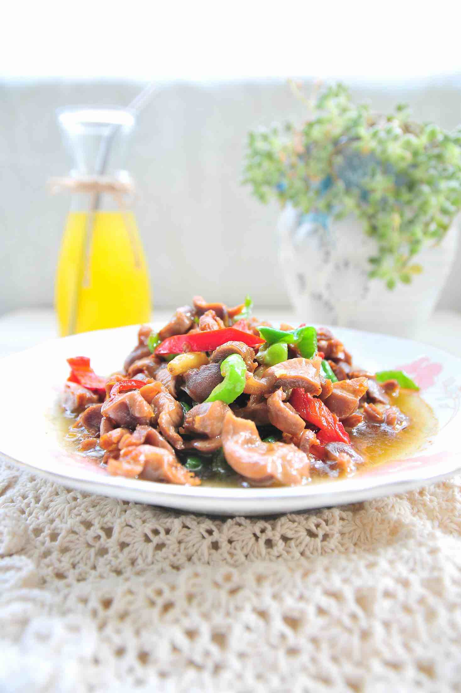 辣椒炒雞肫的做法-家常味炒菜譜
