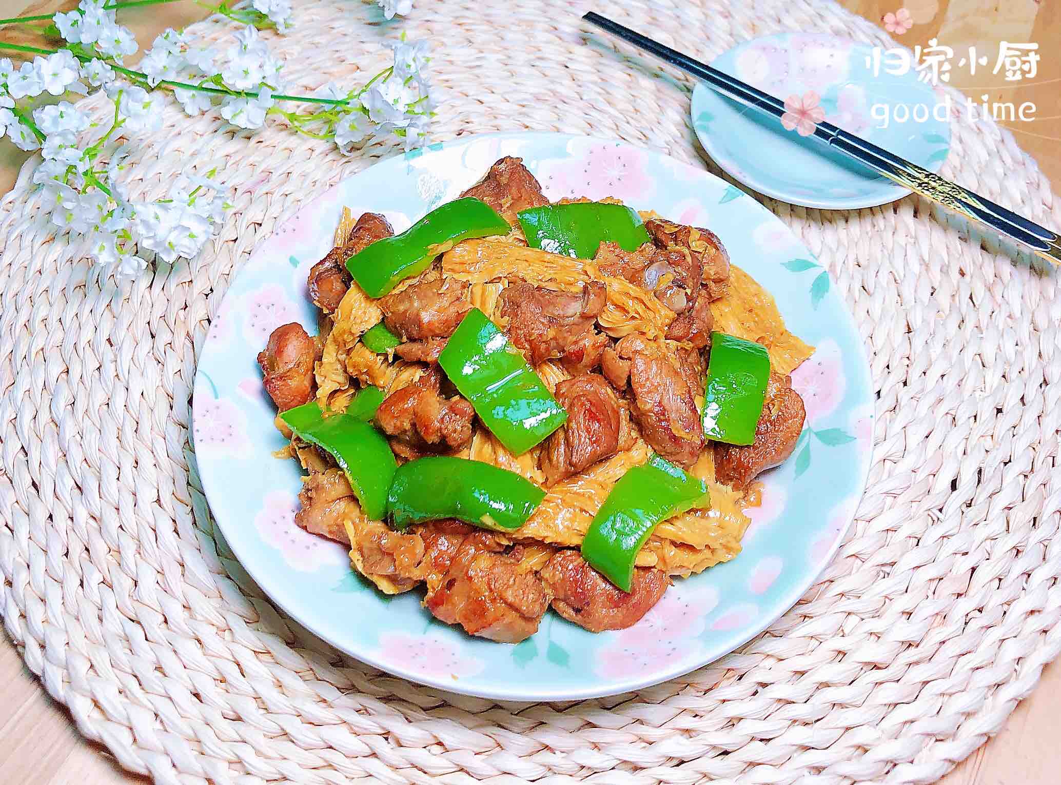 紅燒腐竹鴨肉的做法-咸鮮味燉菜譜