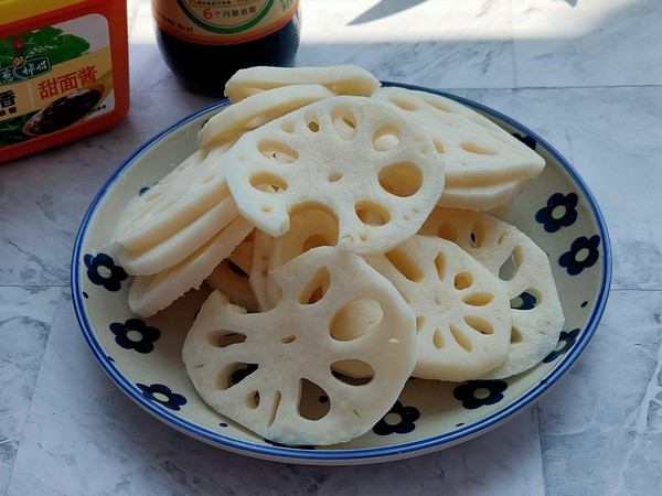 醬香烤藕的做法-醬香味烤菜譜-易網(wǎng)<a href=http://www.fnaogov.cn/ target=_blank class=infotextkey>健康養(yǎng)生</a>網(wǎng) 醬香烤藕的做法-醬香味烤菜譜