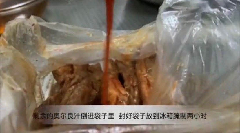 雙拼焗烤排骨的做法-咸鮮味烤菜譜-易網(wǎng)健康養(yǎng)生網(wǎng) 雙拼焗烤排骨的做法-咸鮮味烤菜譜