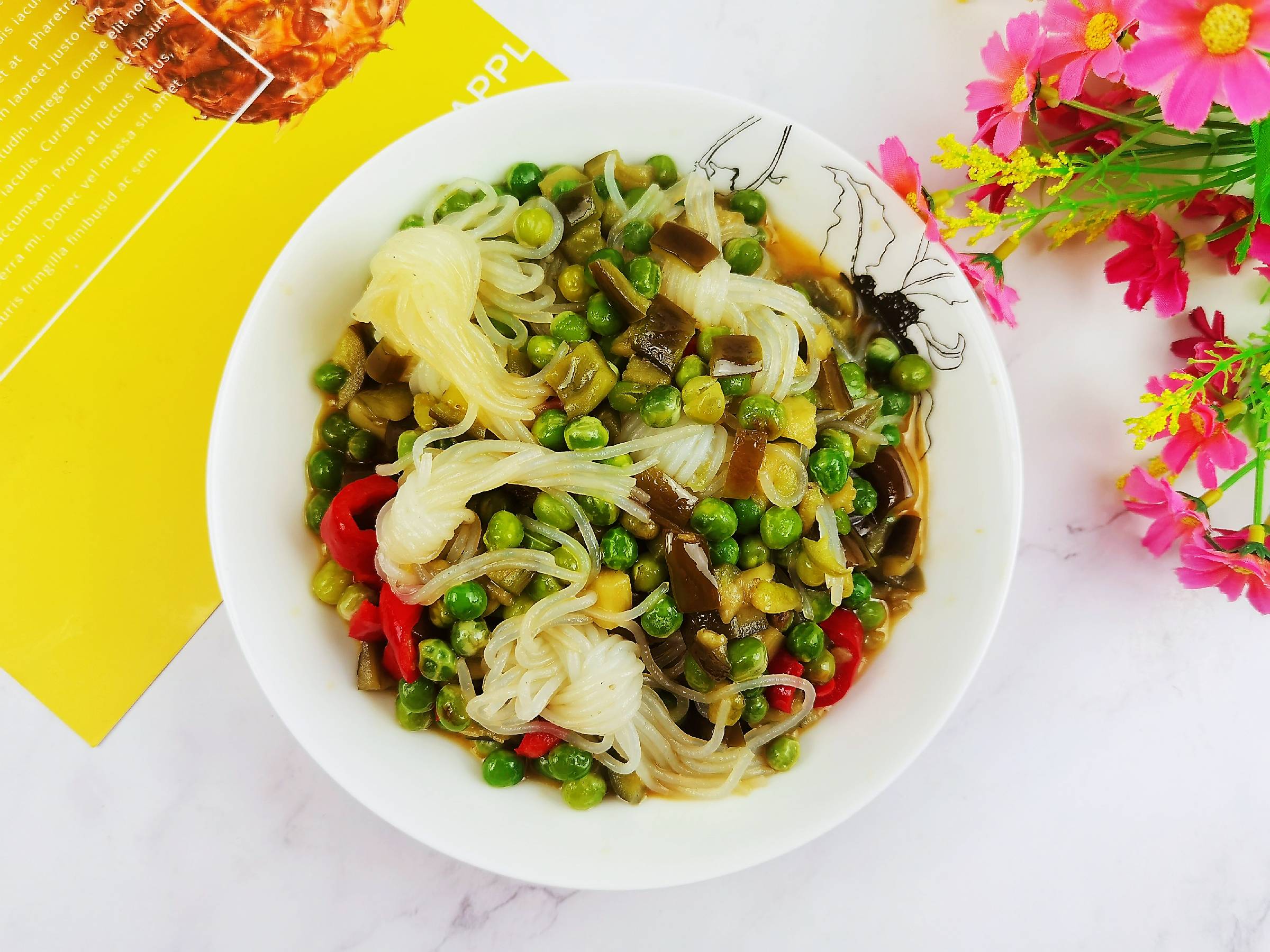 青豆炒茄丁的做法-咸鮮味炒菜譜-易網(wǎng)健康養(yǎng)生網(wǎng) 青豆炒茄丁的做法-咸鮮味炒菜譜