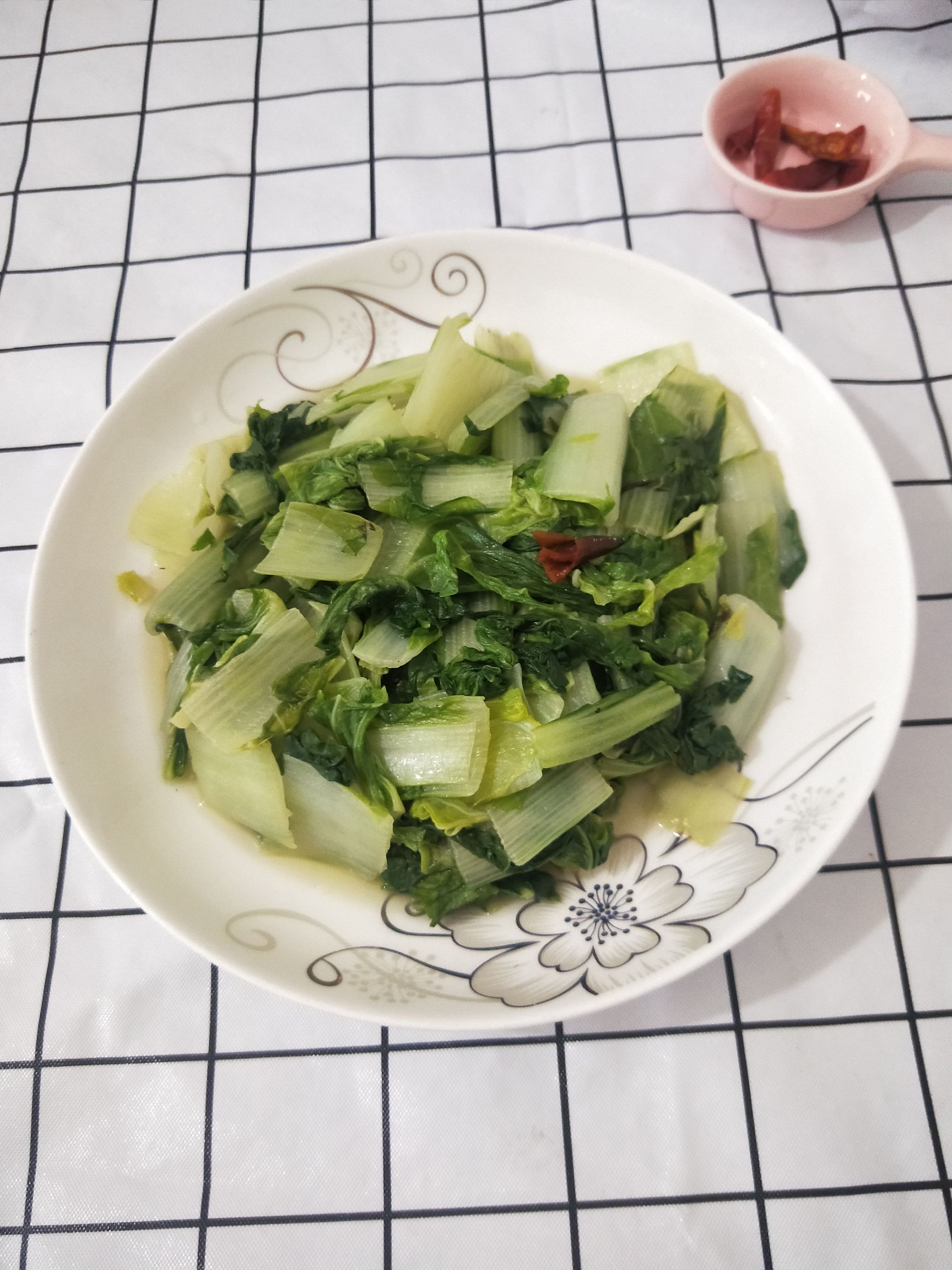 辣炒杭白菜的做法-咸鮮味炒菜譜-易網健康養生網 辣炒杭白菜的做法-咸鮮味炒菜譜