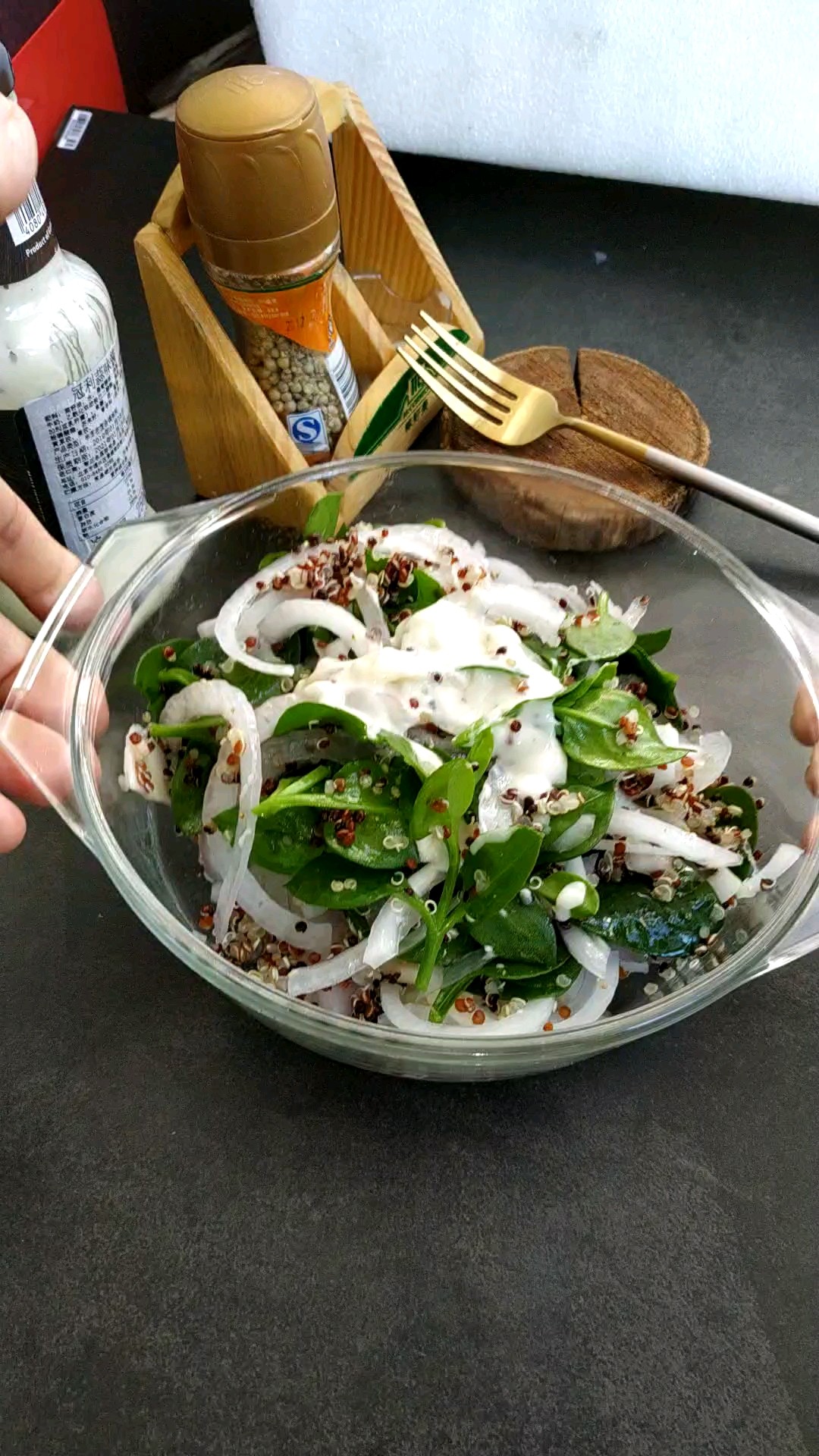 晚餐吃低脂低熱,堅(jiān)持30天腰細(xì)甩贅肉的做法-奶香味拌菜譜-易網(wǎng)健康養(yǎng)生網(wǎng) 晚餐吃低脂低熱,堅(jiān)持30天腰細(xì)甩贅肉的做法-奶香味拌菜譜